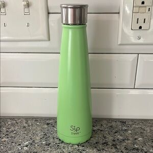 Swell Green and Silver Dining Thermos with Stainless Steel Design